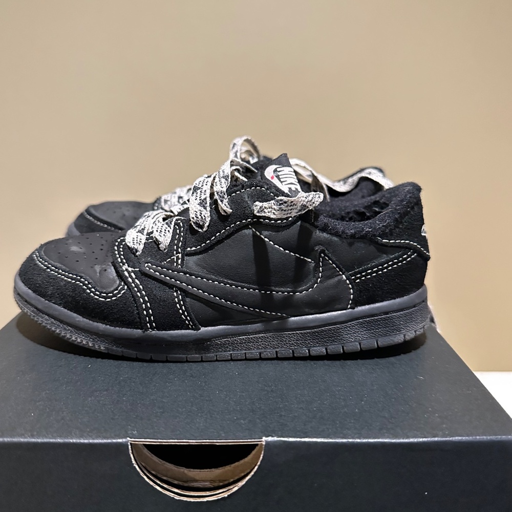 Travis Scott Jordan 1 low Toddler(10c)